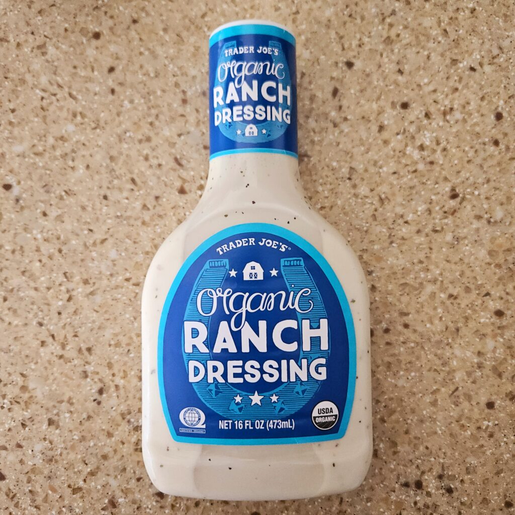 Trader Joe'sのオーガニックランチドレッシングのボトル写真