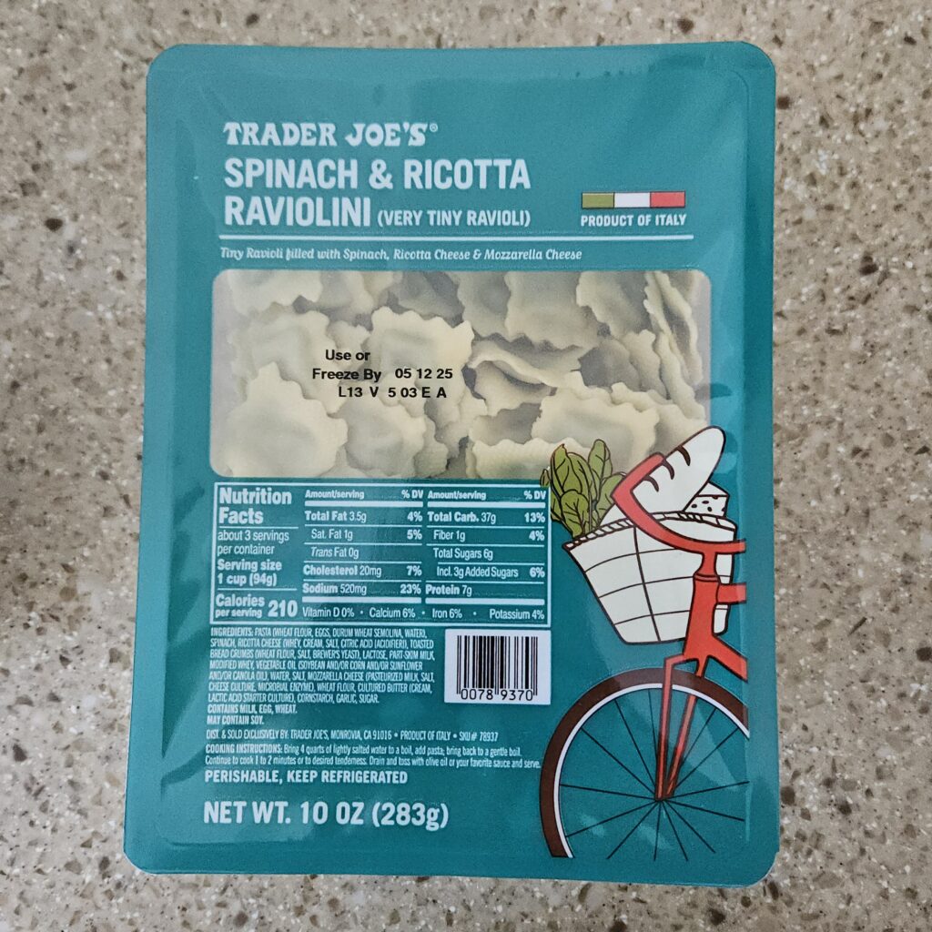 Trader Joe’sのリコッタ&スピナッチラビオリのパッケージ